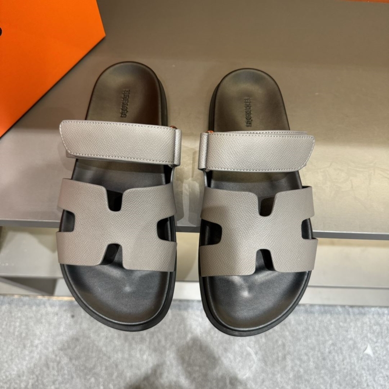 H**mes slippers